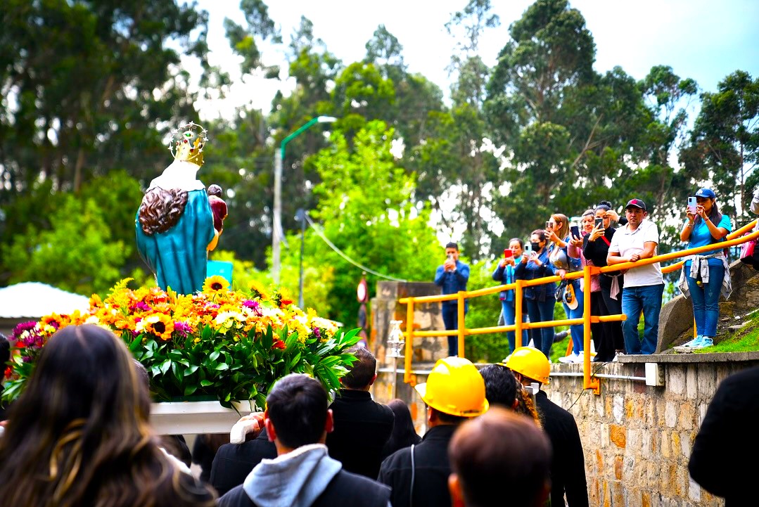 La Morenita de la Sal la fe que sigue caminando en Zipaquira2