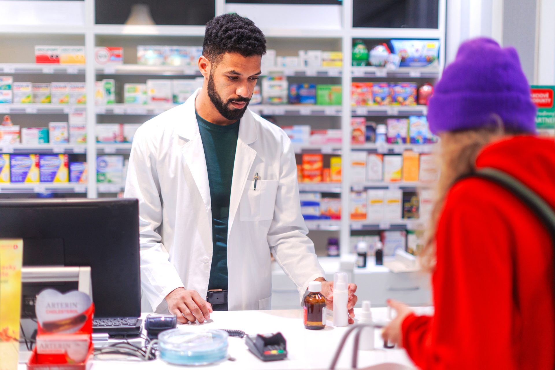 Minsalud asegura que no hay desabastecimiento general de medicamentos en Colombia