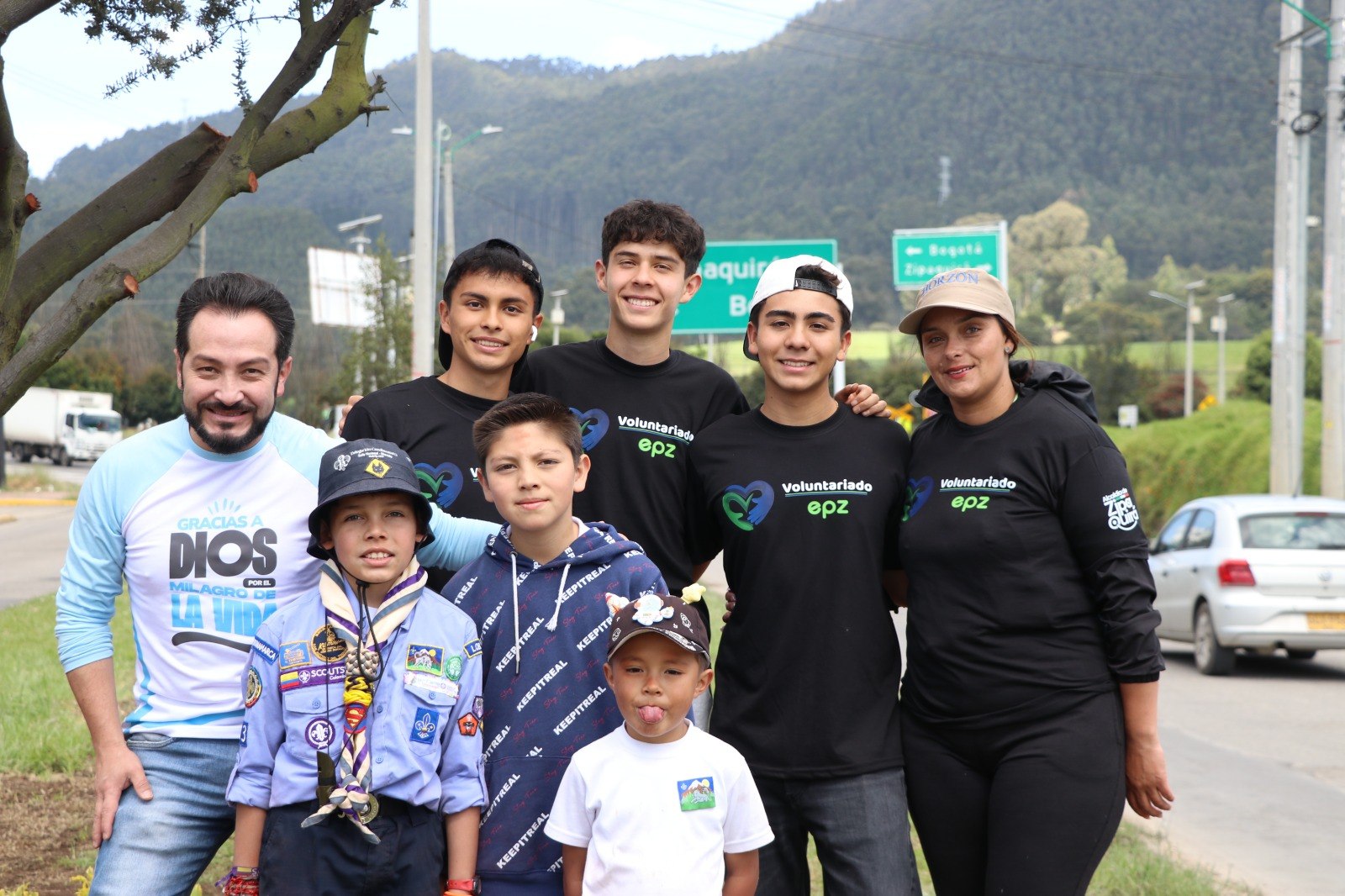 Voluntariado EPZ transforma con color y vida parques canchas y calles de Zipaquira 3