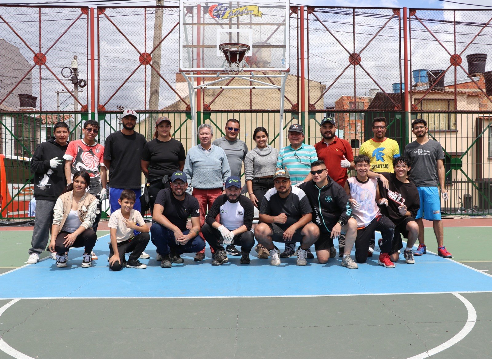 Voluntariado EPZ transforma con color y vida parques canchas y calles de Zipaquira 4