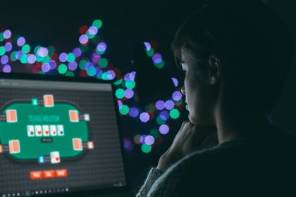 woman playing online poker 2024 10 11 03 32 40 utc