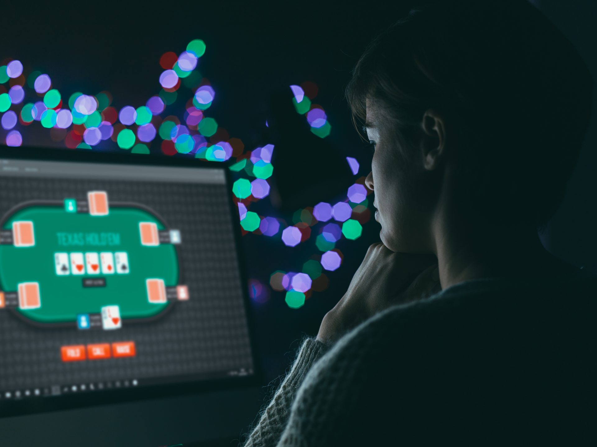 woman playing online poker 2024 10 11 03 32 40 utc
