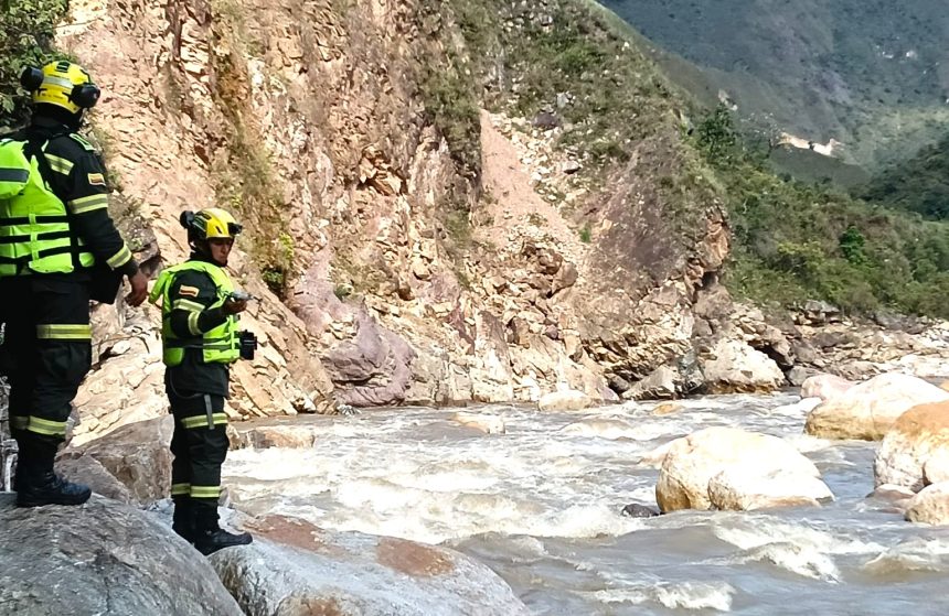 Crecientes en Silvania dejan desaparecidos viviendas arrasadas y un operativo contrarreloj1