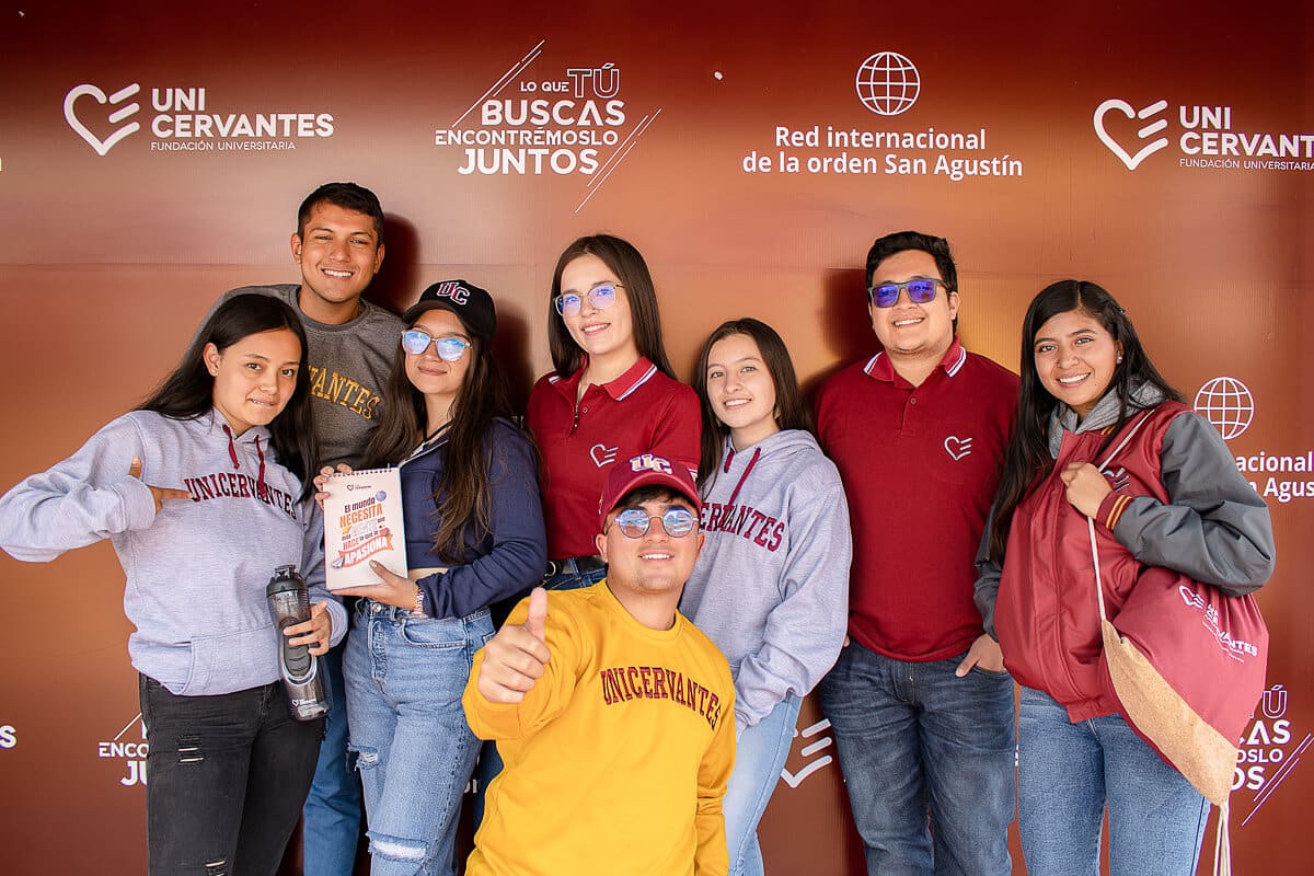 Estudiantes Campus Universitario Cuerpo 1 1