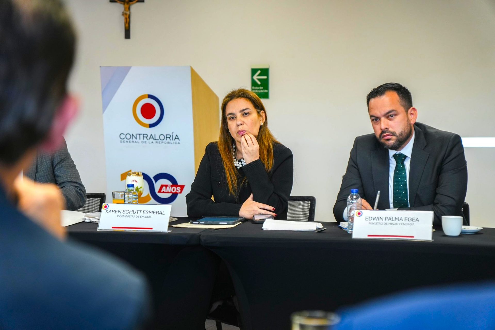 Gobierno analiza propuesta que redefine el cobro de la energia en Colombia