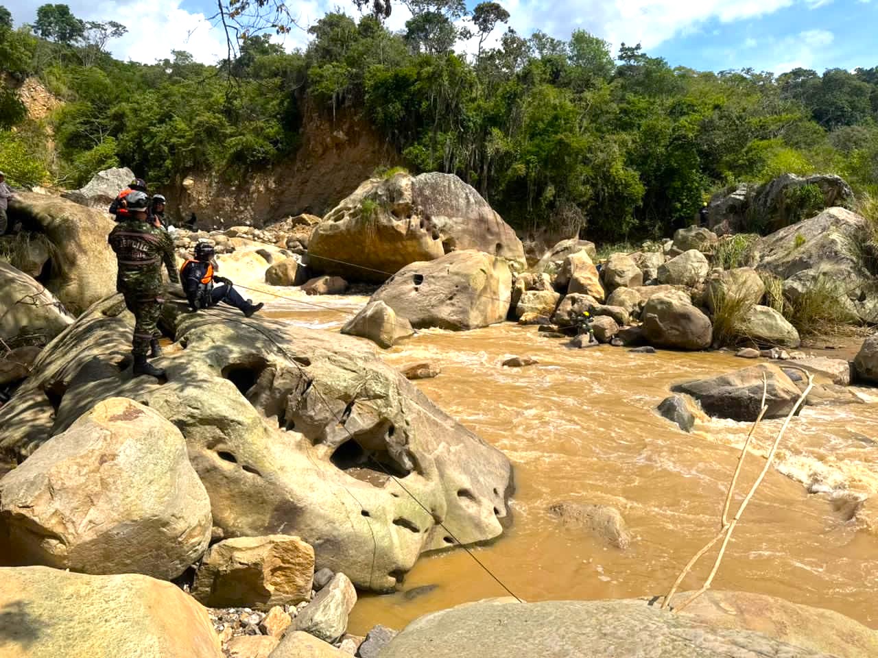 Silvania intensifica el rastreo mientras continua la busqueda de las dos desaparecidas2