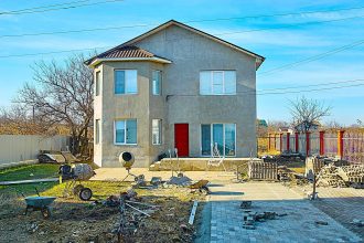 Una vivienda es digna cuando protege a sus habitantes de riesgos naturales y urbanos1