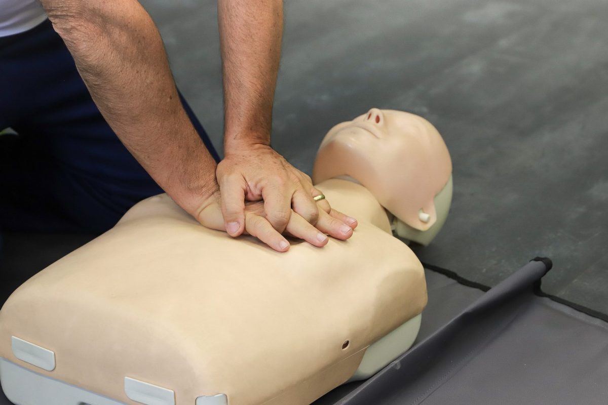 first aid course company safety cardiac massag 2025 01 10 03 30 26 utc