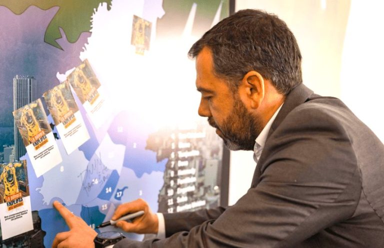 Bogota lanza pacto masivo para frenar la polvora y proteger a los animales en las fiestas de fin de ano1