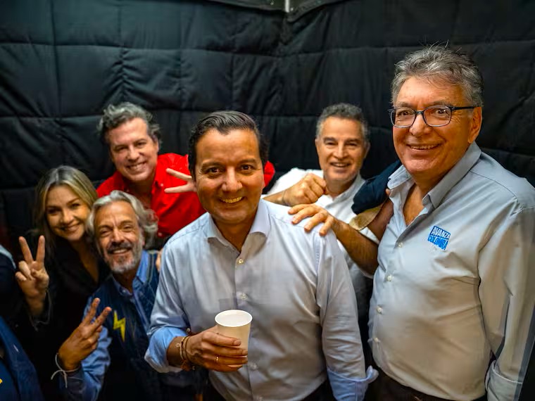 Seis aspirantes de centro y derecha se citan a consulta para definir un solo candidato presidencial1