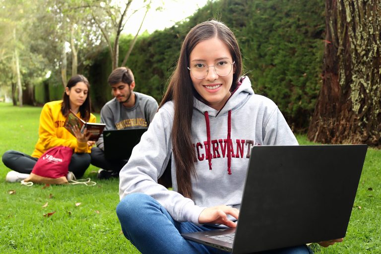 UNICERVANTES 2022 188