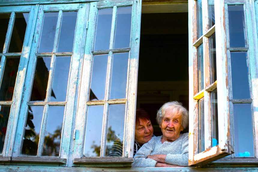 Viva una tarde de concierto solidario para acompanar y abrazar a las abuelitas de Casa La Esperanza1