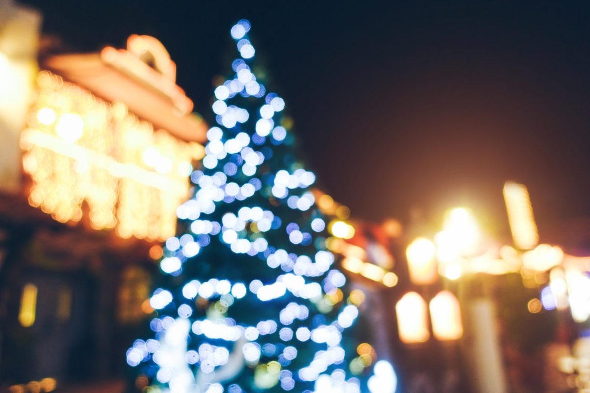 blurred villa restaurant with vintage lights and c 2025 10 14 07 49 37 utc