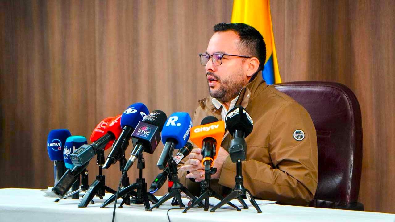 Colombia suspende energia a Ecuador en medio de la mas alta tension comercial entre ambos paises2