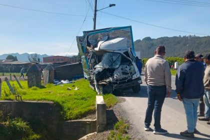 Accidente de transito en la via Simijaca–Chiquinquira deja tres fallecidos y cuatro heridos