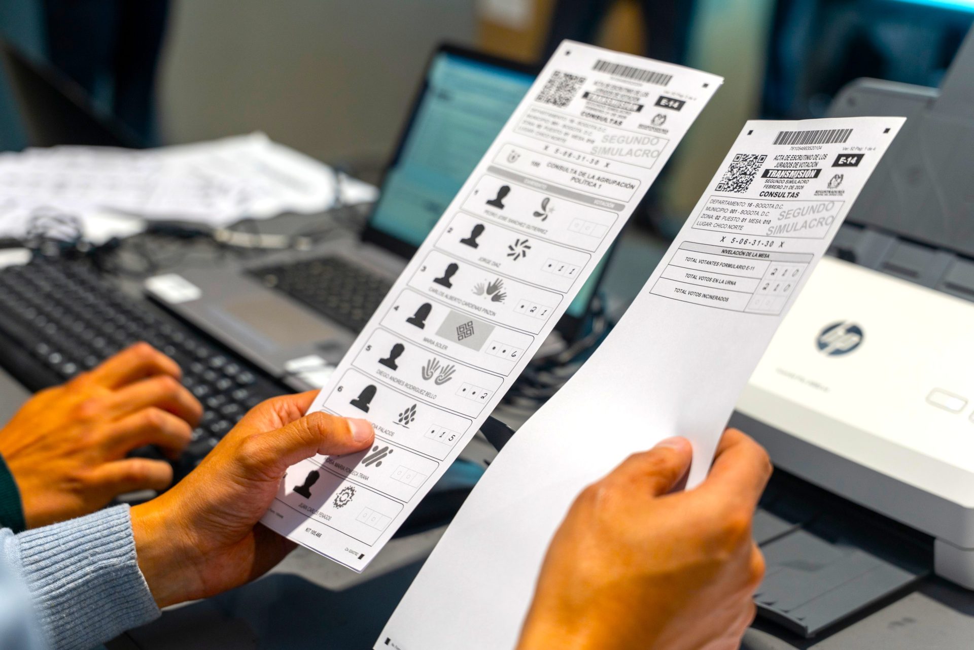 El formulario E 14 puede ser fotografiado por testigos electorales1