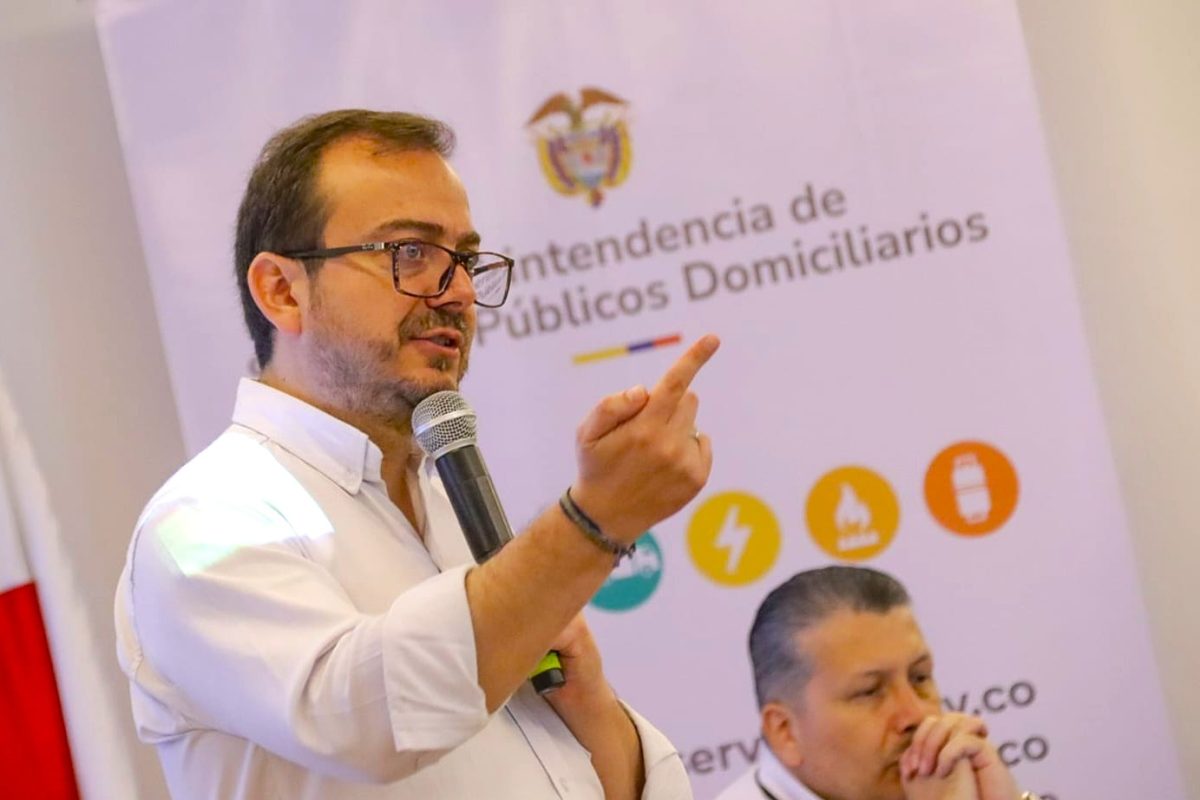 Superservicios reitera a alcaldes y gobernadores su deber frente al control social1