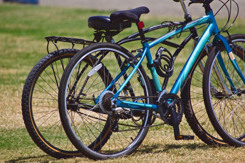 commercially eligible image of two bicycles on the 2026 01 08 06 31 54 utc