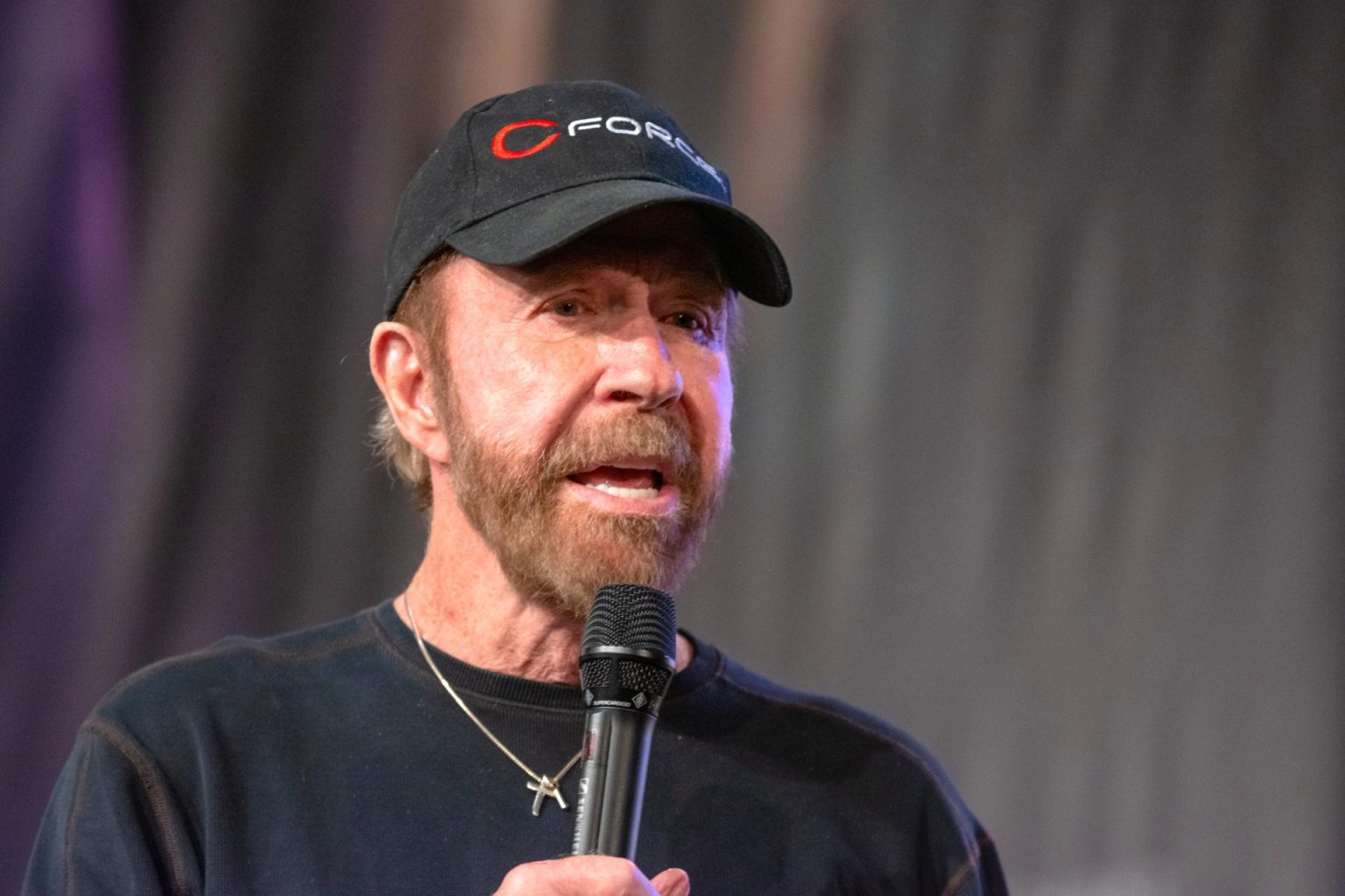 Chuck Norris muere a los 86 anos el hombre que llevo la fuerza del combate real al cine y la television1