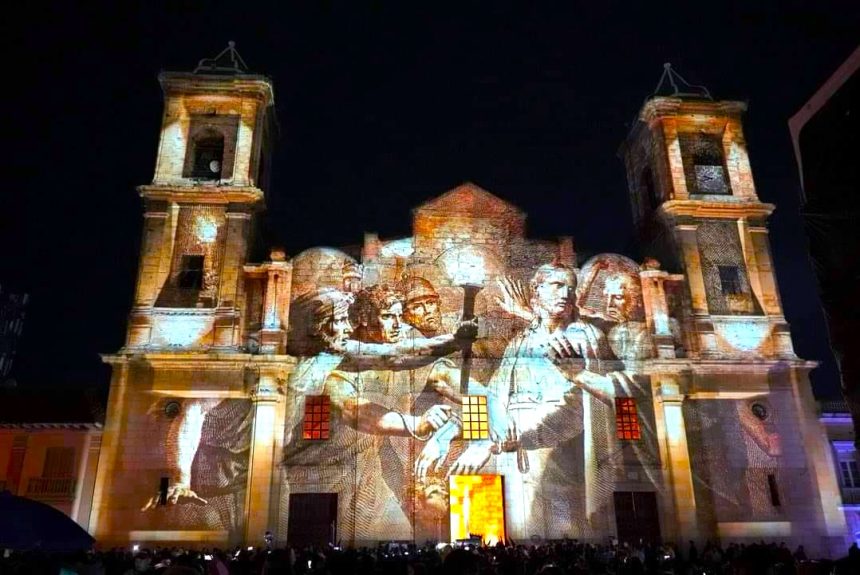 El mapping religioso en la Catedral Diocesana de Zipaquira se convierte en un gran atractivo de Semana Santa1