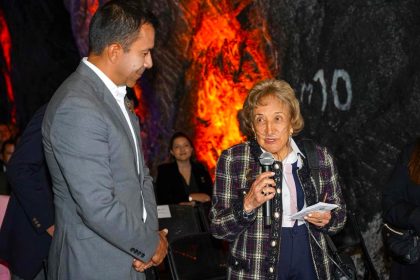 La reaparicion de Leonor Serrano se roba la atencion en los 30 anos de la Agencia Inmobiliaria 1