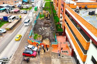 Mas de 22.000 habitantes se beneficiaran con el Colector Pluvial de la Calle 4 en Zipaquira