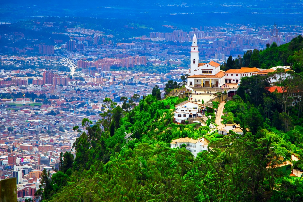 Monserrate en Semana Santa horarios y restricciones para subir al cerro mas visitado de Bogota2