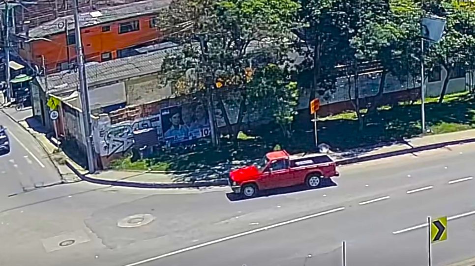 Recuperan camioneta robada en Cajica tras rastreo con camaras asi opero el cerco policial