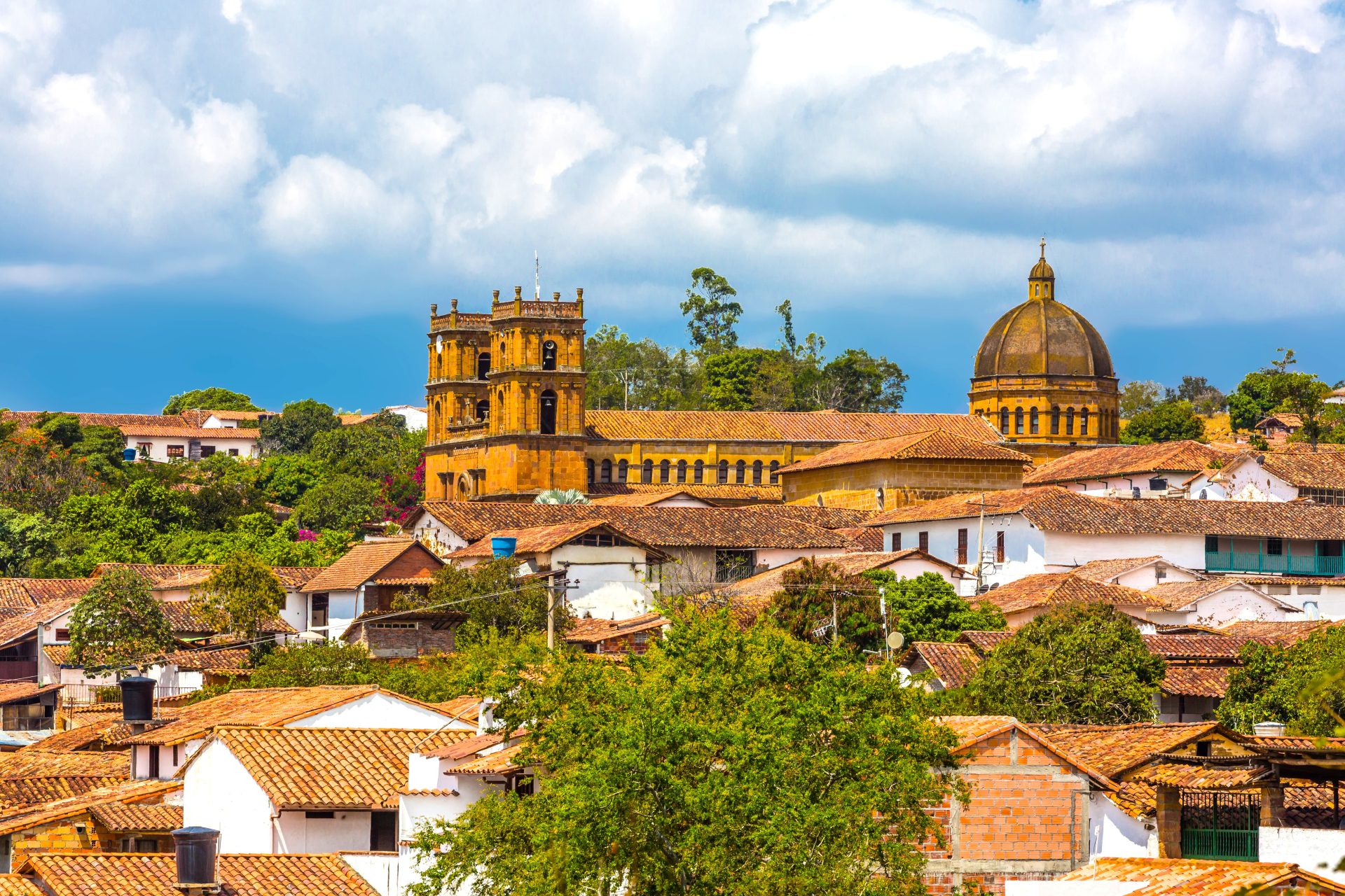 Semana Santa mueve a Colombia millones de viajeros activan turismo economia y destinos religiosos3