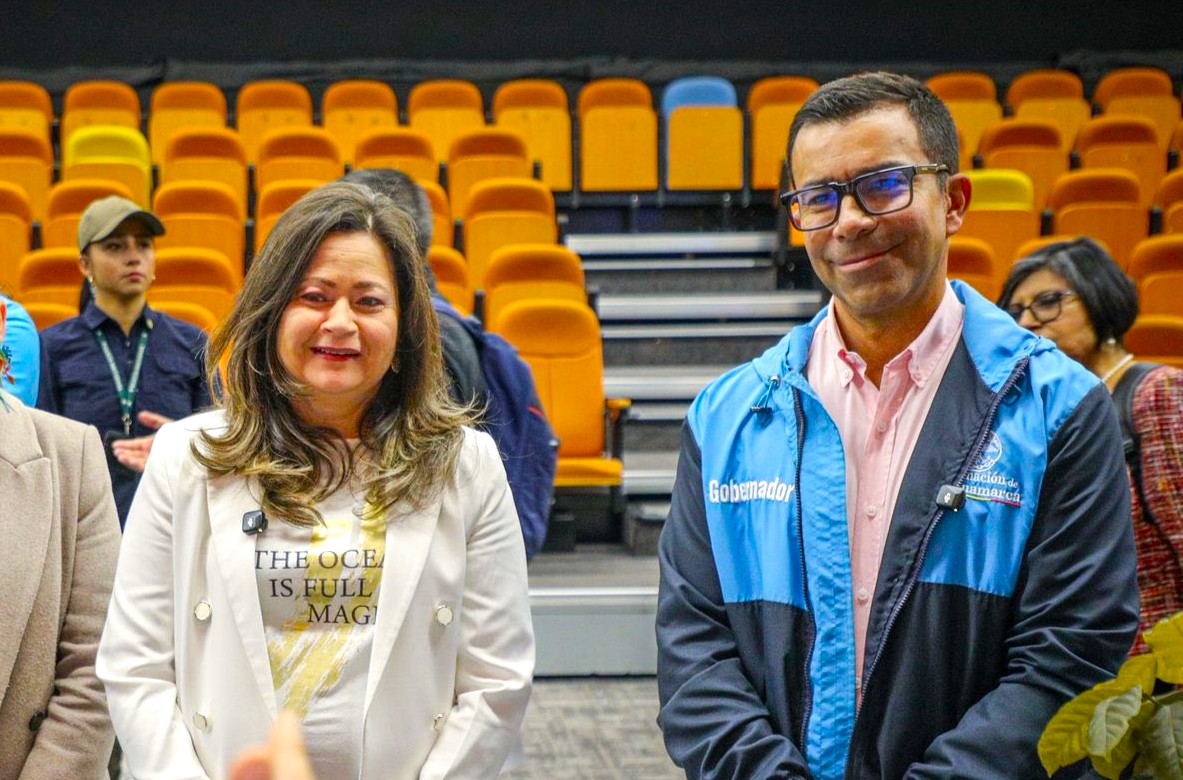 Solo falta Bogota ministra pide a la Administracion Distrital que se suba al tren3