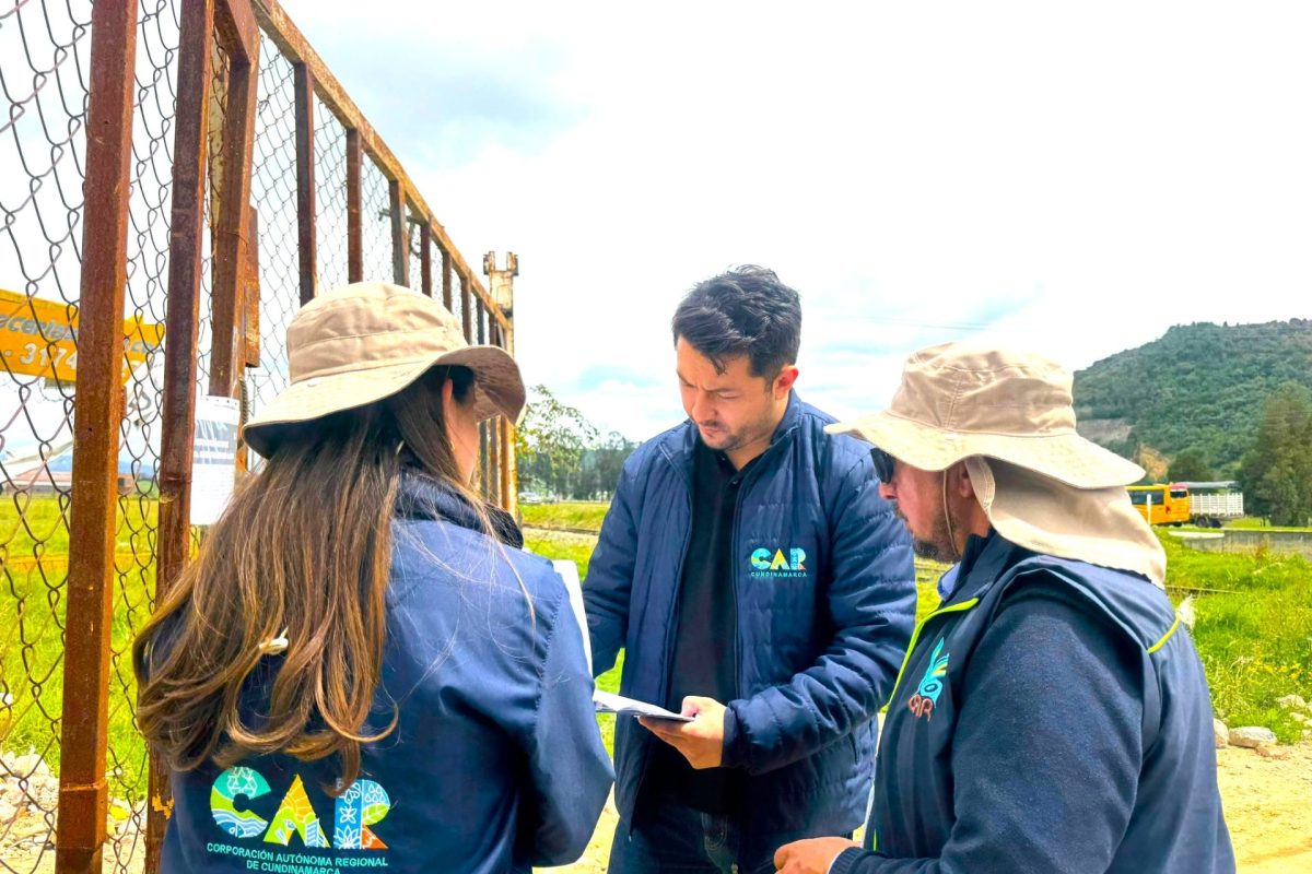 Suspenden disposicion irregular de escombros en zona rural de Gachancipa tras denuncia ciudadana1