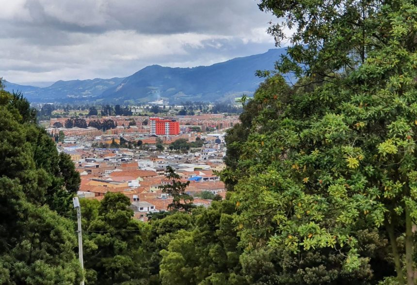 encuesta audiencia extrategia medios sabana centro2.jpg
