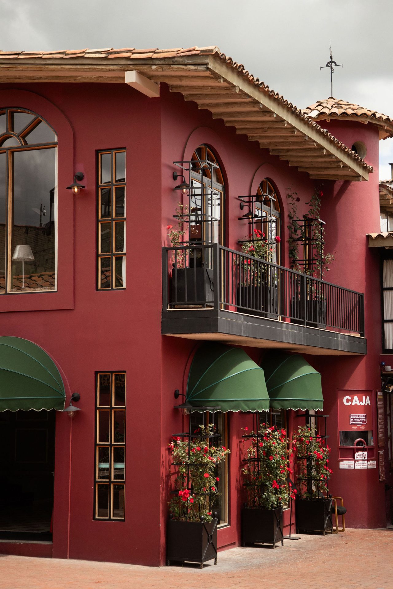 58bbc22ceedf932c552682e39e2da58b xxlarge 1 1