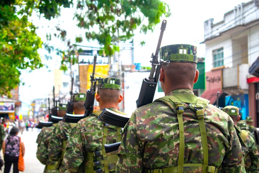 Corte obliga a reintegrar a soldado retirado por un caso que ya habia sido cerrado1