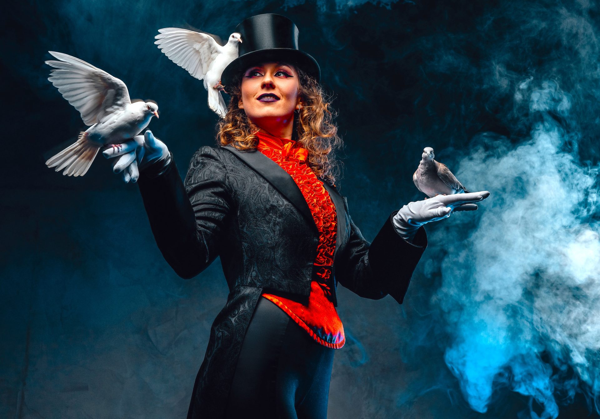 Dia Mundial del Circo Bogota lo celebra con shows gratis en calles parques y teatros este 19 y 26 de abril2