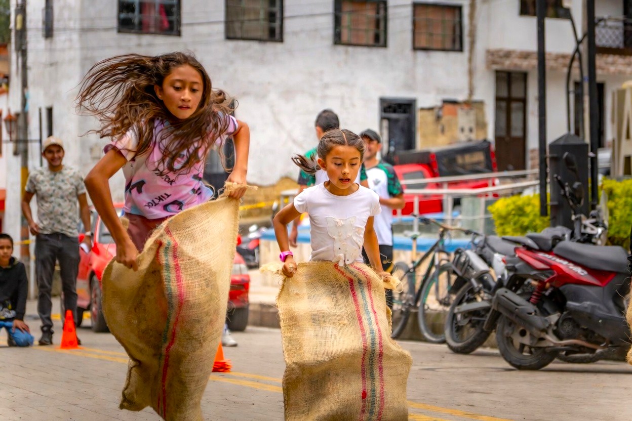 Gachala convirtio la calle en escenario de encuentro asi se vivieron los Juegos Tradicionales 20264