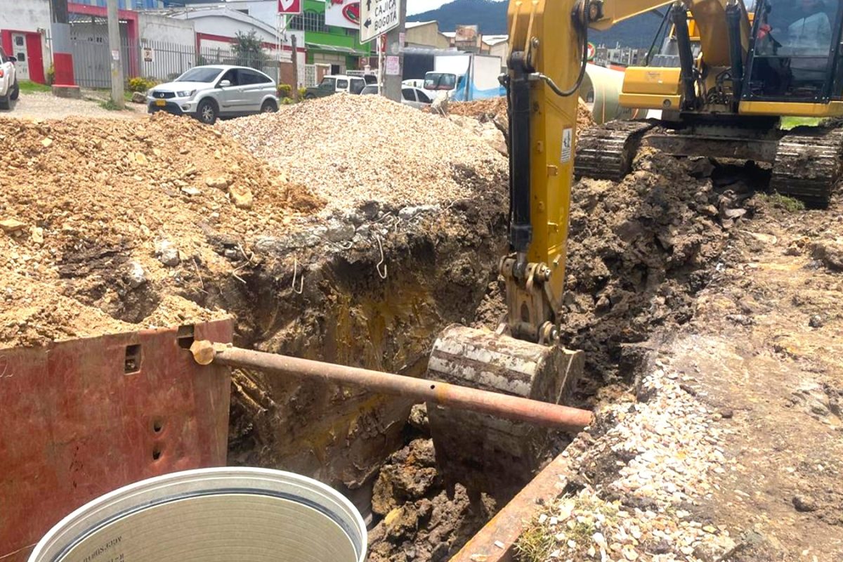 Colector Pluvial de la calle 4 en Zipaquira alcanza 75 de avance y entra en fase definitiva 1