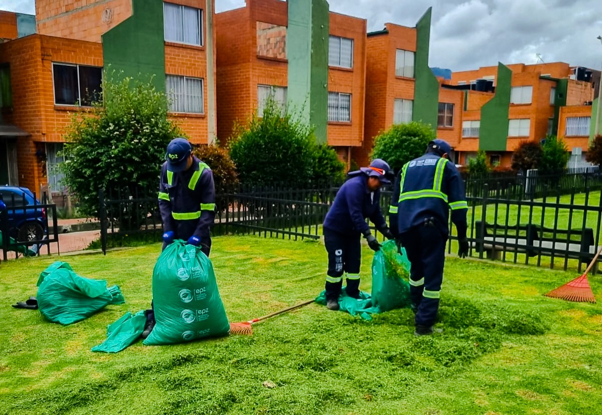 EPZ avanza con jornadas de limpieza y recuperacion urbana en barrios y zonas rurales2 1