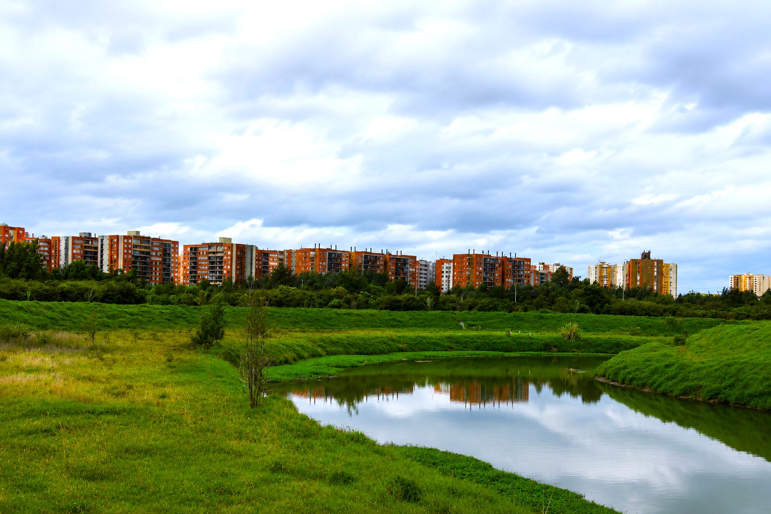 Endurecen reglas en Cundinamarca para construir en zonas rurales y suburbanas por el agua y los ecosistemas1