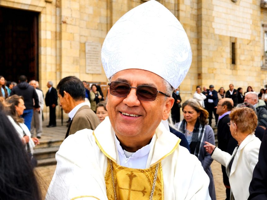 Mons. Raul Alfonso Carrillo conmemora 36 anos de ministerio sacerdotal al servicio de la Iglesia 1 1