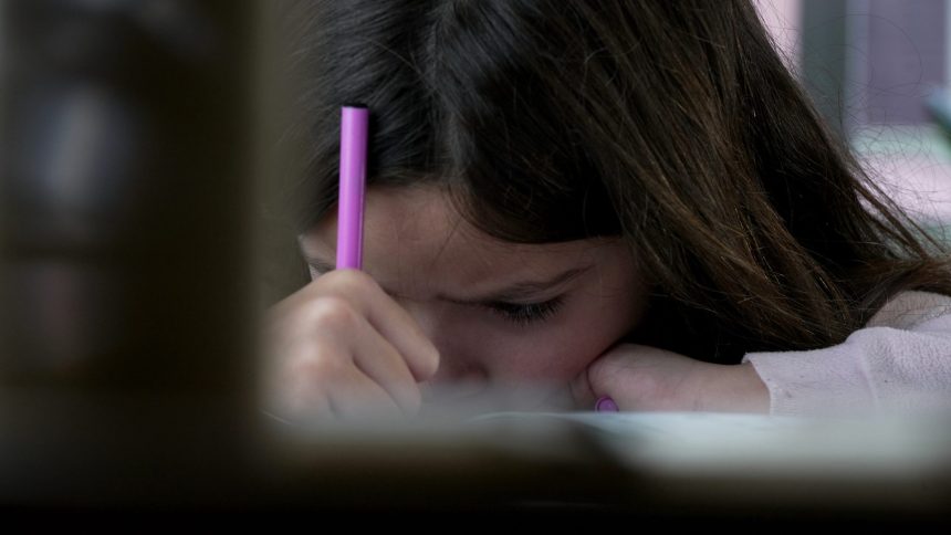 Ninos no pueden ser separados de sus familias sin ser escuchados