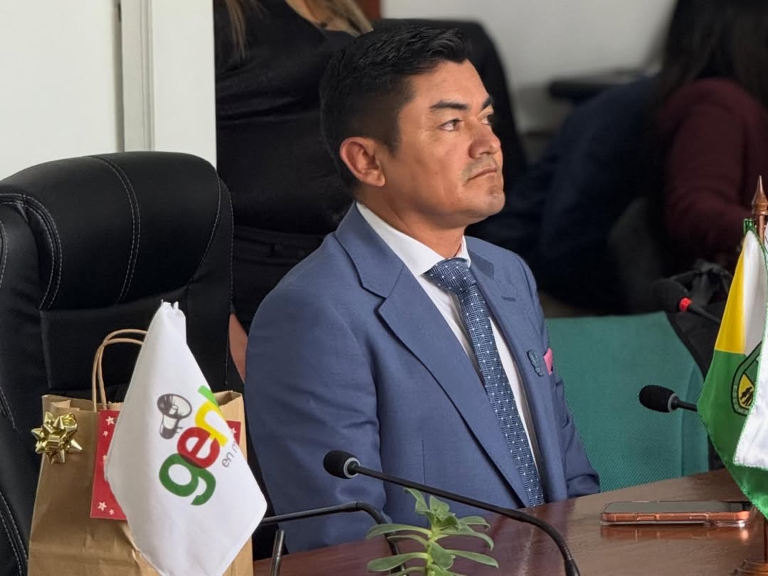 Jalver Gutiérrez, el primer concejal con discapacidad en Cajicá, lleva cuatro años legislando con resiliencia desde su silla de ruedas 2 Jalver Gutiérrez, el primer concejal con discapacidad en Cajicá, lleva cuatro años legislando con resiliencia desde su silla de ruedas 1