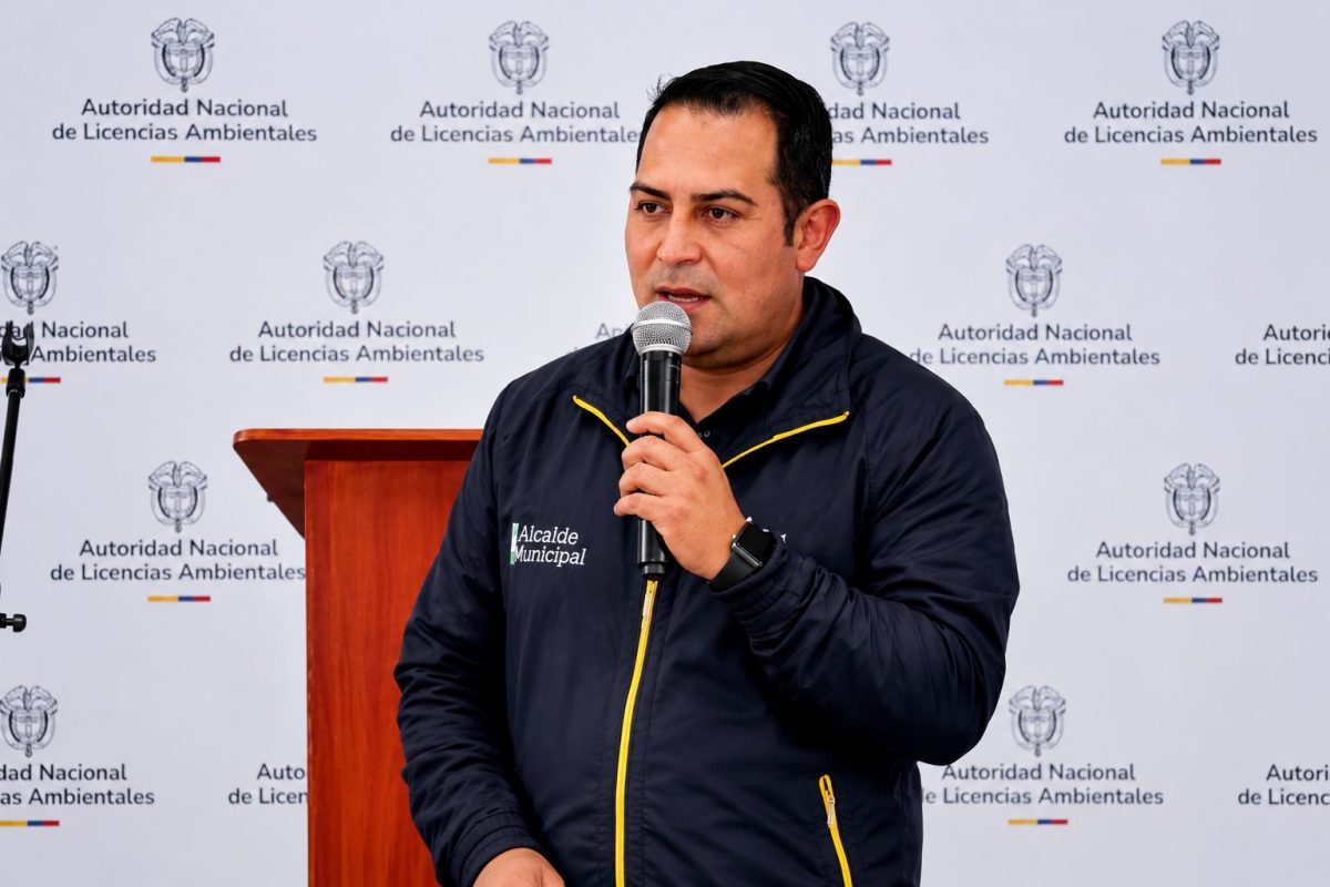 Si me callan a mi callan a 33.000 tabiunos tension entre alcalde de Tabio y moderadora de la ANLA 1