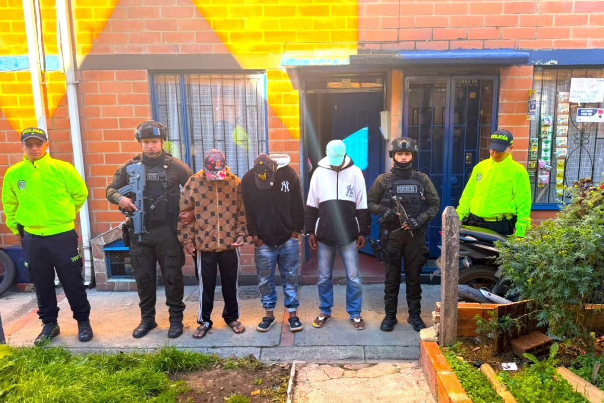 Capturan en El Rosal a tres presuntos integrantes de “Los Costeños” y les decomisan armas y drogas 10