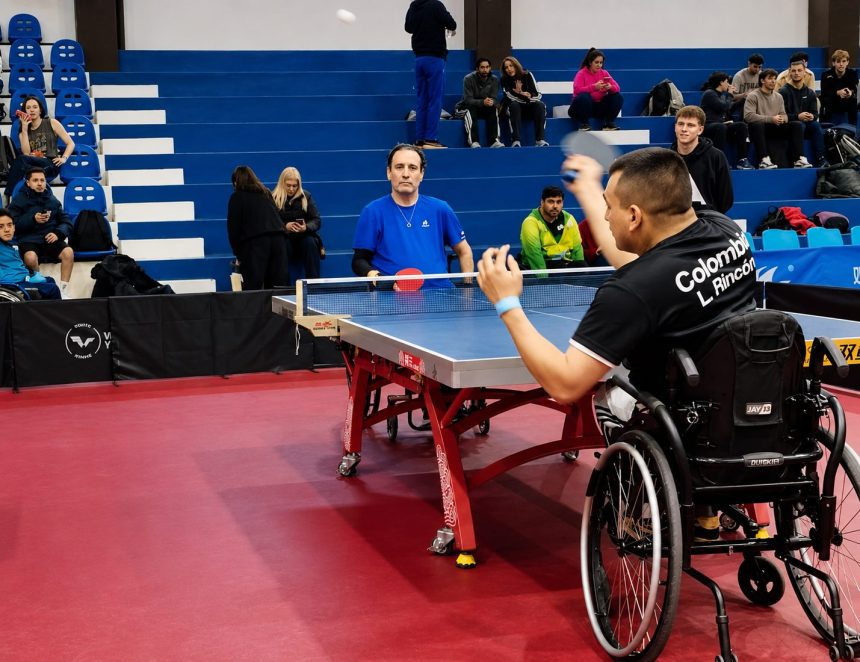 De Nemocon a Argentina Leider representa a Colombia en prestigioso torneo internacional de tenis de mesa adaptado1