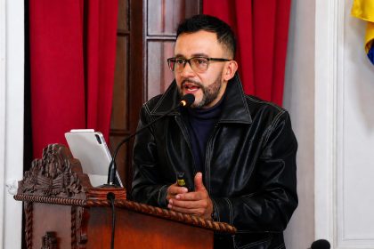 Jorge Alexander Gómez renuncia al Concejo de Zipaquirá y anuncia una nueva etapa en su vida pública y profesional