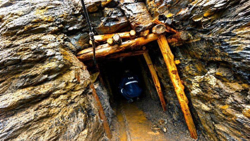 Minería ilegal en Ubaté: hallan explotación de carbón en zonas protegidas, vertimientos y graves daños ambientales 10