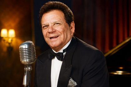Roberto Ledesma cumple 102 años y reafirma su lugar entre las leyendas vivas del bolero latinoamericano 29