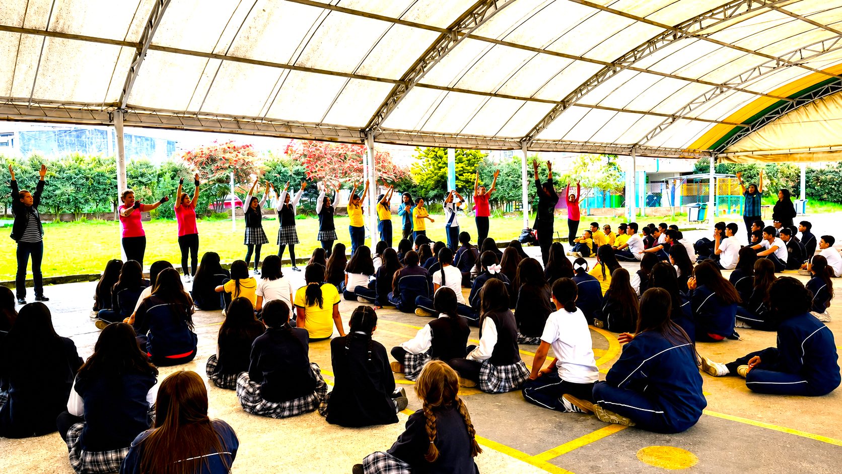 Yoga en Chía: estudiantes participaron en una jornada enfocada en la salud mental y el bienestar integral 20