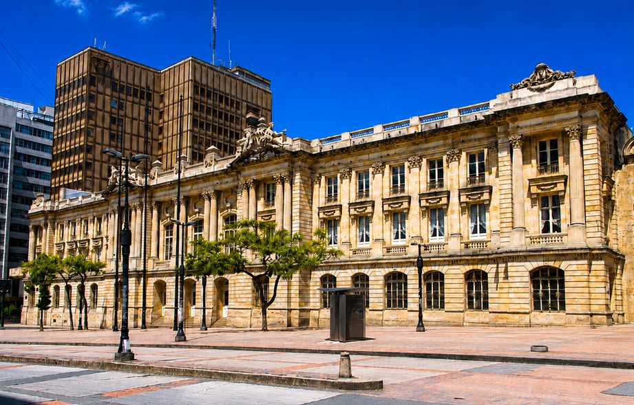 Gobernación de Cundinamarca en Bogotá: la historia de la sede en la Calle 26 que transformó la administración departamental 11